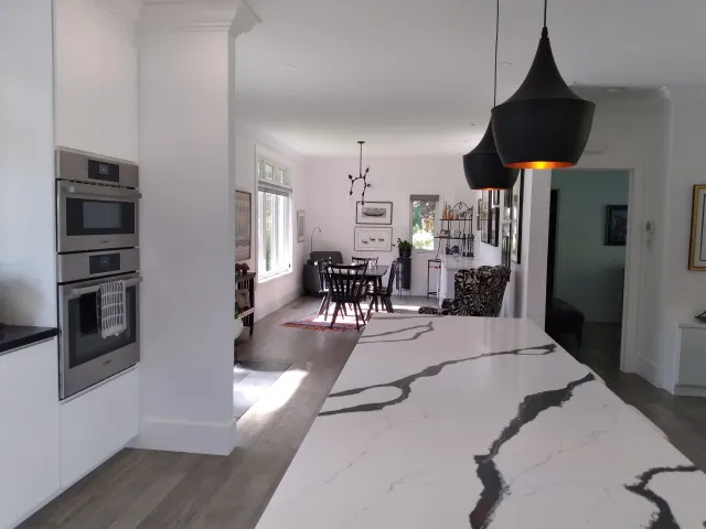 Kitchen renovation with island in Cobourg, Ontario